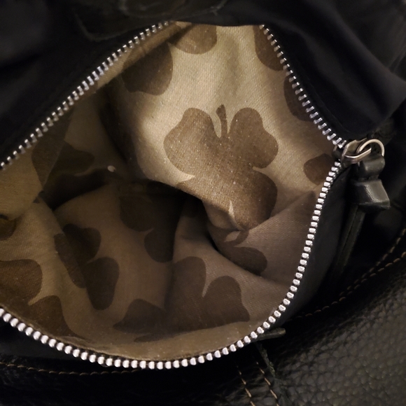 Lucky Brand Genuine Pebbled Leather Purse Black Distressed Hardware Stitching - Picture 13 of 16